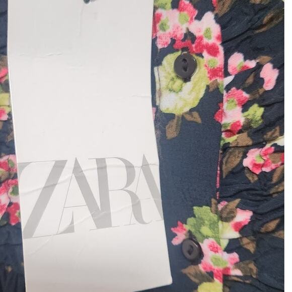 ZARA NWT Navy Floral Design buttons on back Puff Sleeves Top XS - Picture 7 of 9